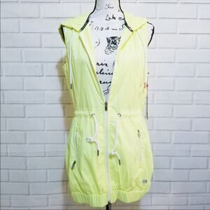 Tommy Hilfiger Sport Pack-able Windbreaker Vest